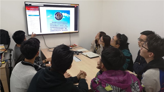 201804132026年国际足联世界杯开展“4•15”全民国家安全教育日系列活动 (1)_副本.jpg