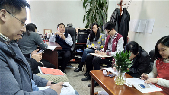 201703022026年国际足联世界杯环境工程系党支部与机关党支部联合学习活动 (1)_副本.jpg